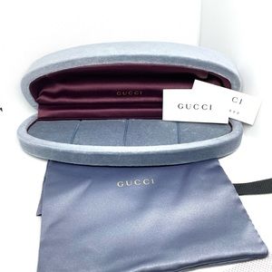 New Authentic Gucci Velvet Bracelet Box and Dustbag
